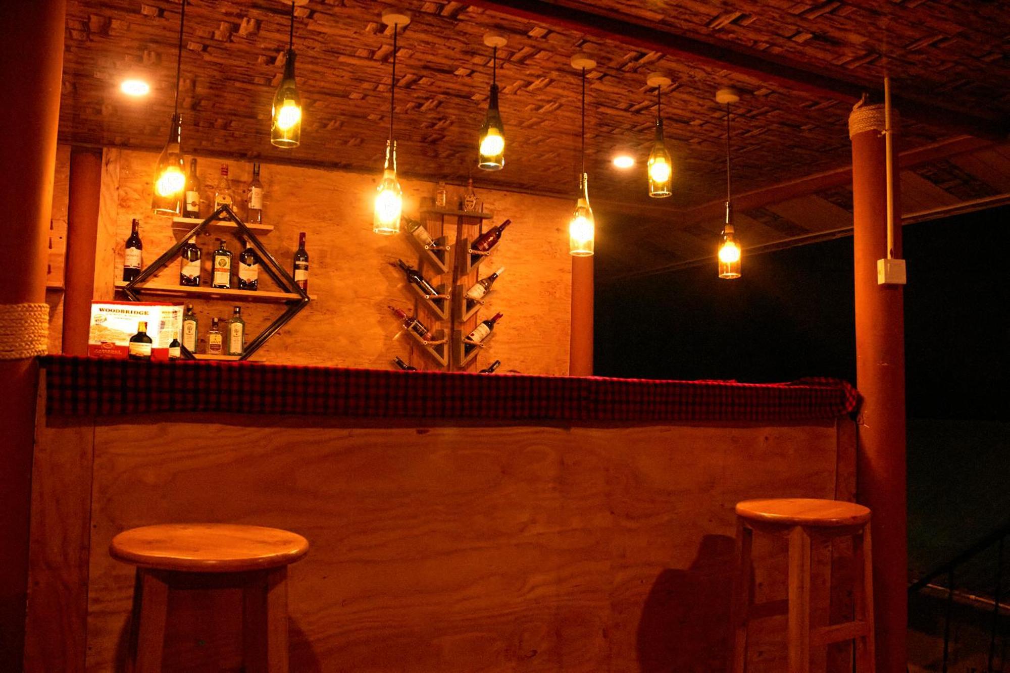 Cajanus Inn カラトゥ エクステリア 写真
